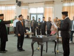 Ketua DPRD Konsel Resmi Melantik Arjun sebagai PAW Sabrillah Taridala