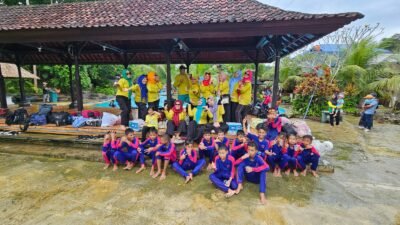 Kelas 6 SDN 1 Konda Konsel Berwisata di Mantara Waterpark Kendari