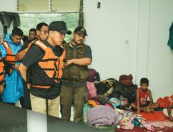 Banjir Landa Kendari, Andi Sumangerukka Tinjau Langsung Lokasi Terdampak di Lepo-Lepo