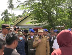 Jalan Rusak Parah, Wabup Konsel Turunkan Alat Berat Setelah Aksi Blokir Warga