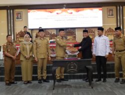 Penandatanganan RPJMD, Bupati dan DPRD Konawe Selatan Sepakat Arah Pembangunan 2025-2029