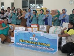 Wujud Solidaritas, TP PKK Konsel Salurkan Bantuan Logistik untuk Korban Banjir Sumatera-Aceh