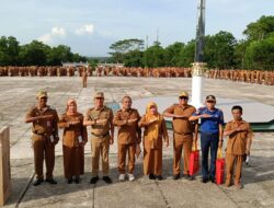 Bupati Irham Kalenggo Berikan Penghargaan bagi OPD dan ASN Berprestasi