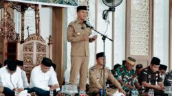 Gelar Isra Mi’raj di Masjid Al-Imran, Bupati Konsel Tekankan Pentingnya Disiplin Beribadah