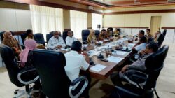 Kawal Kasus Konflik Satwa, Camat Kolono Hadiri RDP DPRD Sultra Terkait Tragedi di Kali Sena