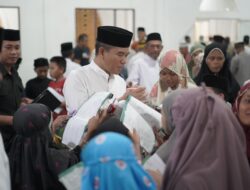 Serunya Safari Ramadan di Mowila: Dari Buka Puasa Bersama Hingga ‘Serbuan’ Anak-Anak Minta Tanda Tangan Bupati