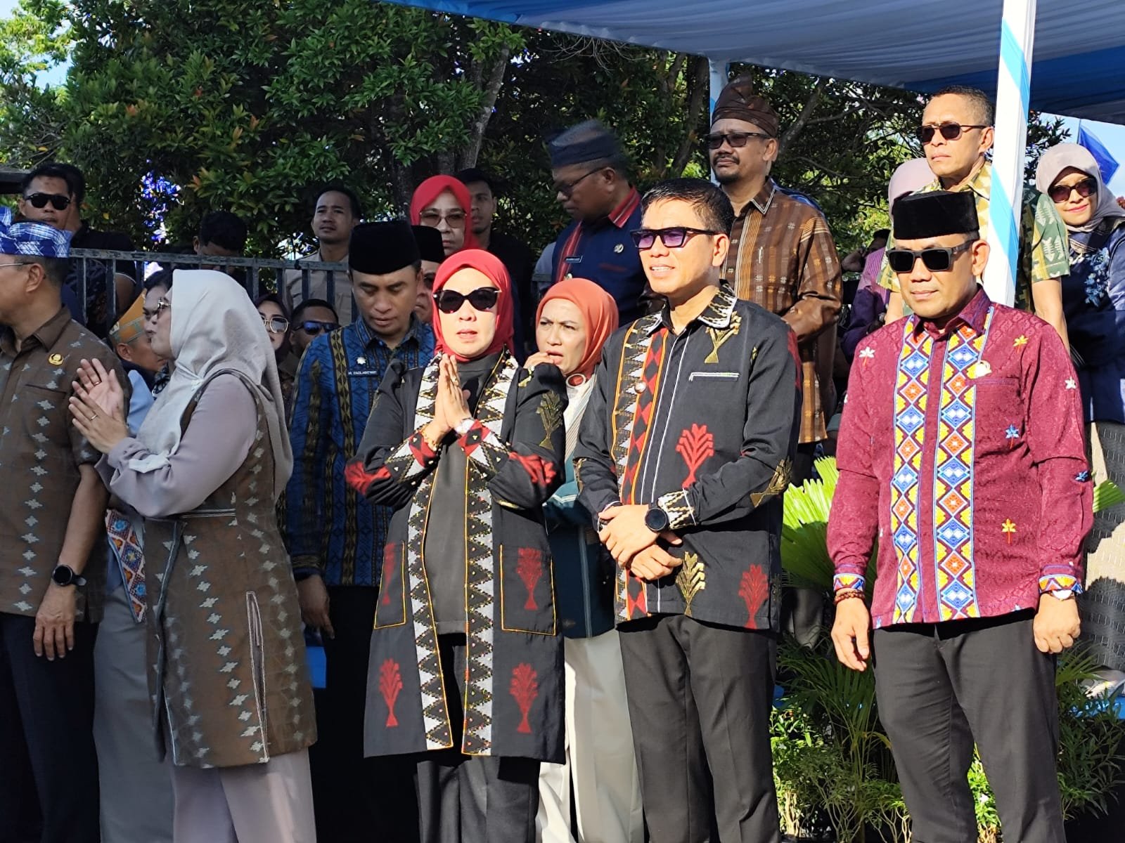 Semarak HUT Sultra Ke-62: Irham Kalenggo Pimpin Delegasi Konawe Selatan dalam Pawai Budaya