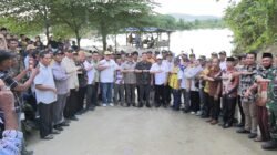 Bupati Konsel Boyong Ridwan Bae ke Sabulakoa, Pastikan Pembangunan Jembatan Penghubung