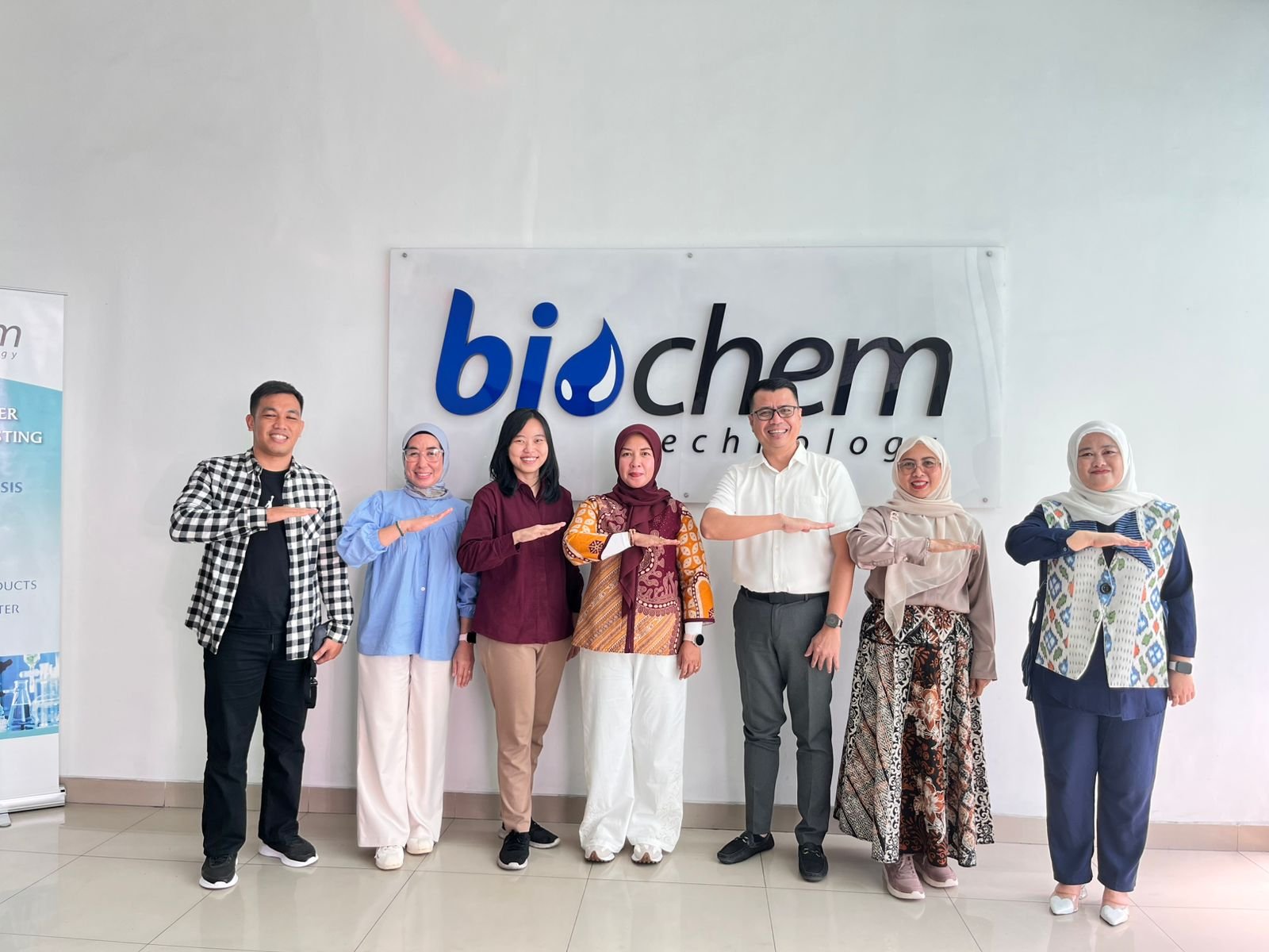 Kadinkes Konsel Kunjungi PT BioChem Technology Surabaya, Dorong Keamanan Pangan dan Peningkatan Kualitas UMKM
