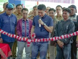 Buka Gerai Merare Jek di Andoolo, Bupati Irham Kalenggo Dorong Pertumbuhan UMKM Daerah