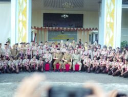 Pemkab Konsel Berangkatkan 80 Rombongan Kontingen Pramuka ke Cibubur