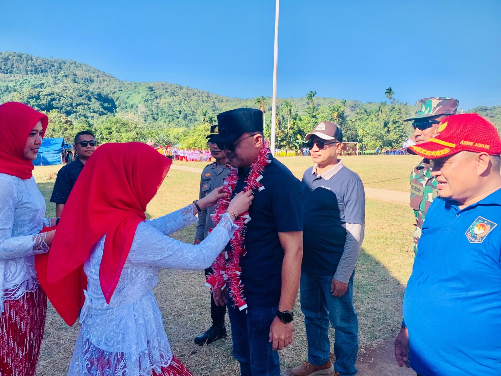 Buka Porseni di Laonti dan Tinjau Bumi Perkemahan, Wabup Konsel Ajak Masyarakat Pererat Silaturahmi