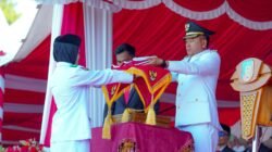 Sukses Kibarkan Sang Merah Putih di HUT ke-81 RI, Paskibraka Konsel Raih Apresiasi Bupati Irham Kalenggo