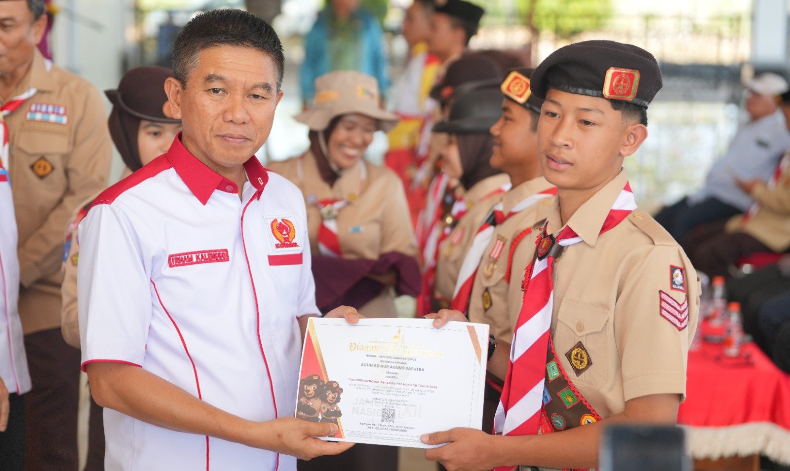 Tuntaskan Tugas di Cibubur, 48 Penggalang Konsel Terima Penghargaan dari Bupati Irham