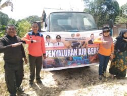 Respon Cepat Keluhan Warga, BPBD Konawe Selatan Salurkan Air Bersih di UPT Tolihe