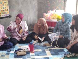 Rumah Rajut Arista Desa Ataku Jadi Magnet Pemberdayaan Perempuan, Dikunjungi Ketua IAD Sultra dan Dekranasda Konsel