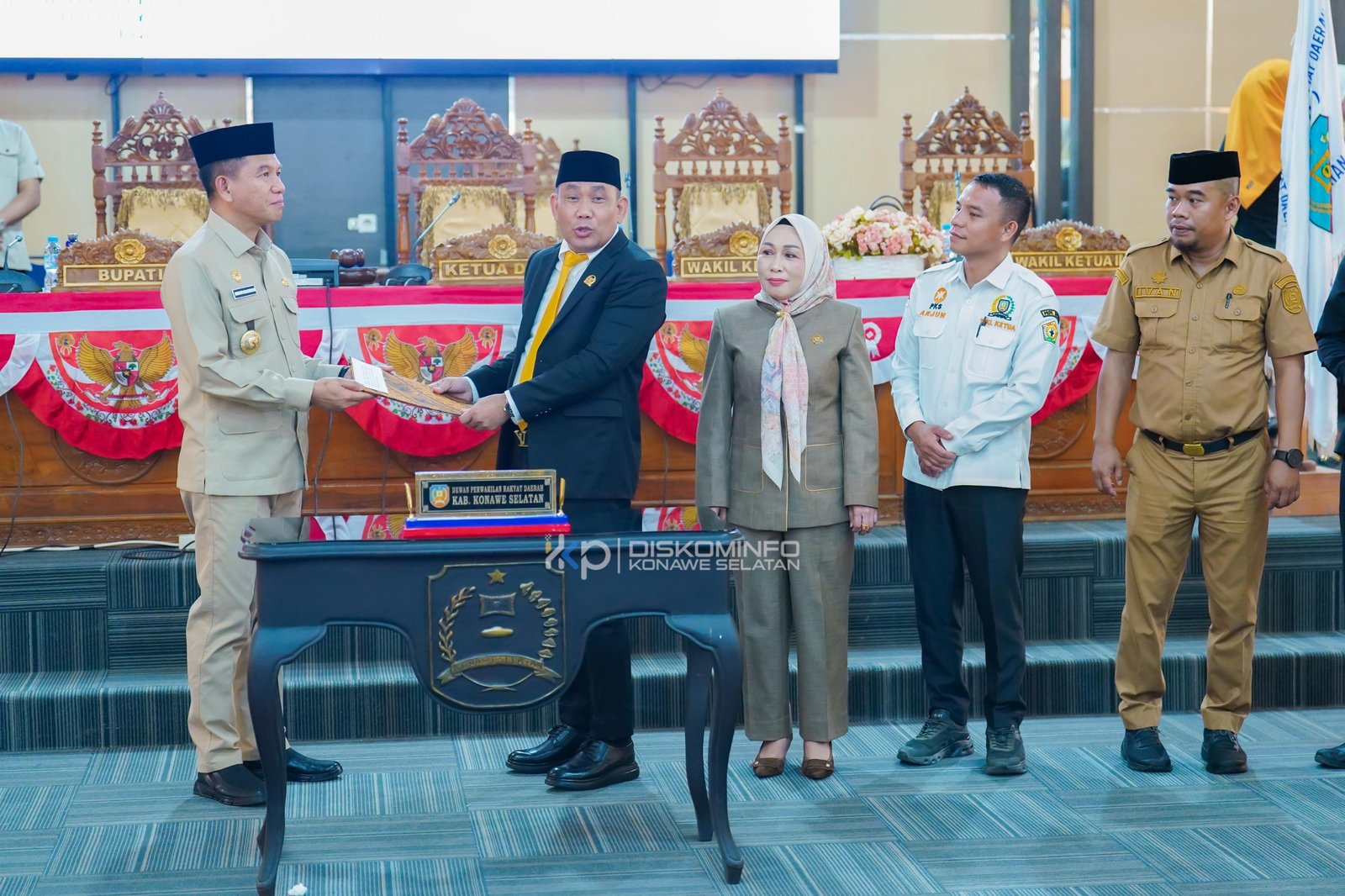 DPRD Konsel Sahkan APBD-P 2026, Bupati Irham Kalenggo Minta OPD Genjot Percepatan Program